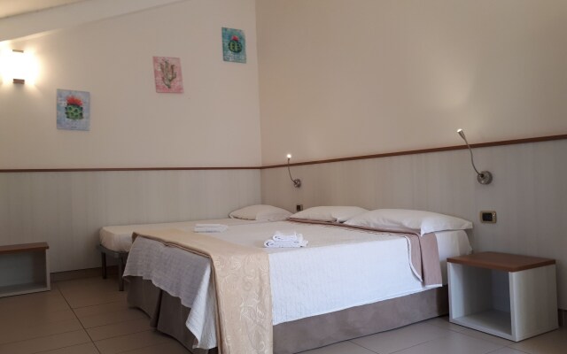 Seven Hostel