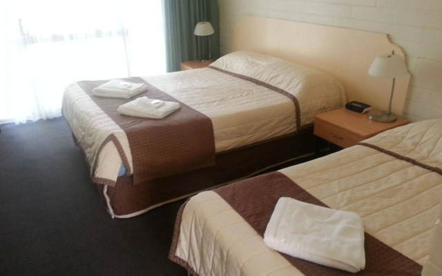 Sunraysia Motel & Holiday Apartments