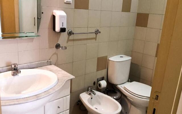4-As center apartments