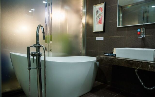 Left Hotel Xi'an