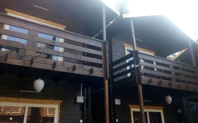 Wenzet Cottages