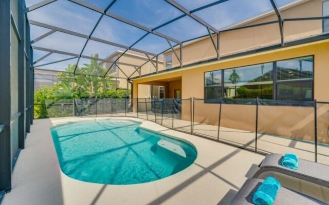 Beautiful Providence Vacation Home 5 Bedroom Home by Redawning