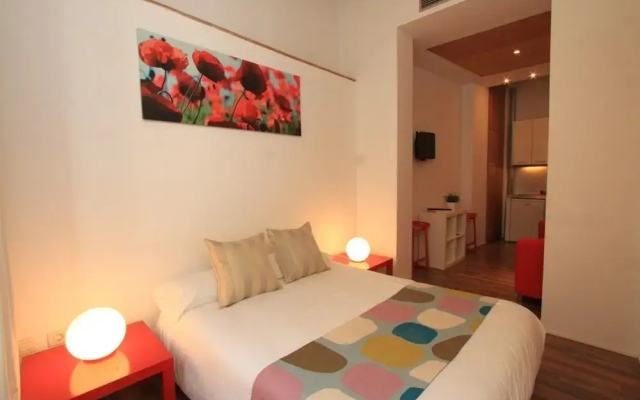 Apartamentos Inside Gomerez 39 - Apartment in Granada - Photo 3