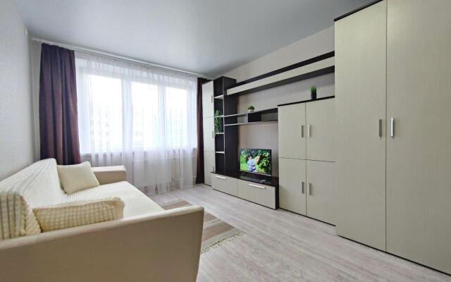 Ростов Посуточно на улице Юрия Дубинина 13