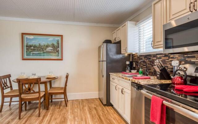 Orange Street Apartment