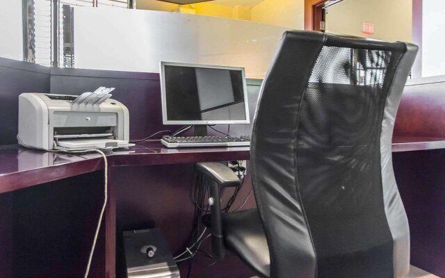 Quality Inn Bay Front