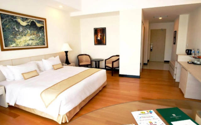 Sintesa Peninsula Hotel Manado