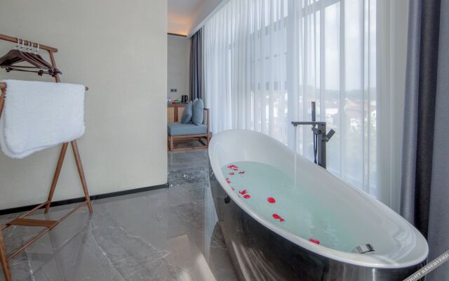Yueyang Yueqi Hotel