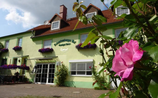 Land-gut-Hotel Schenkenberger Hof