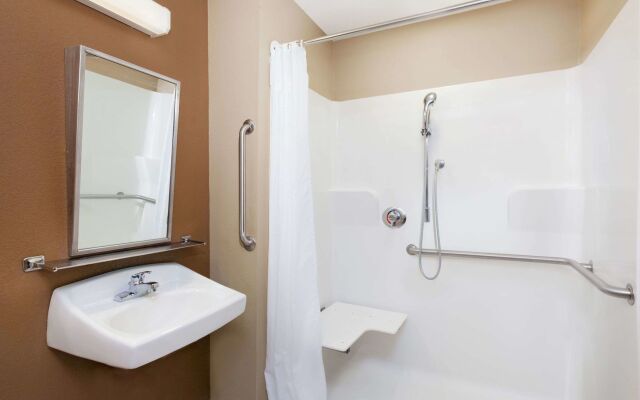 Studio 6 Suites - Breaux Bridge, La