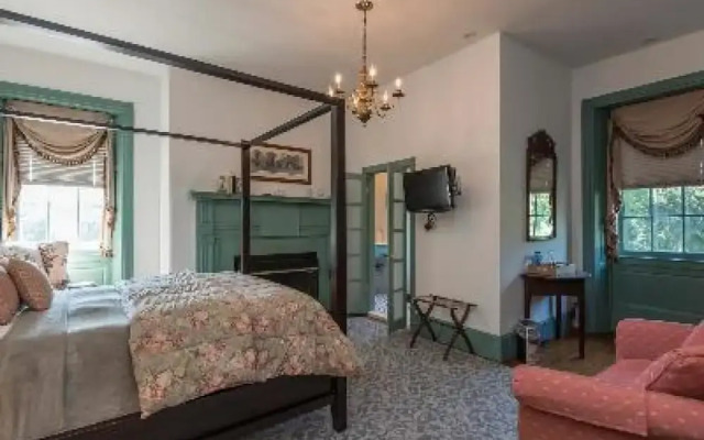 The Inn at Grace Winery