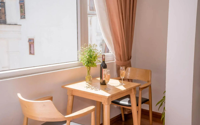 Skyhouse Hotel