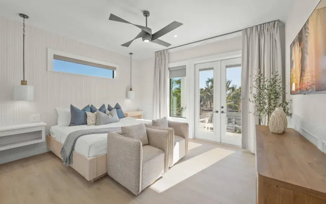 Coastal Canopy in Sarasota
