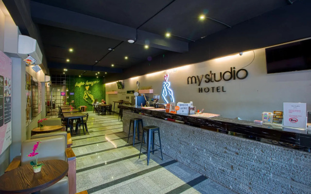 My Studio Hotel Juanda Airport Surabaya - Hostel