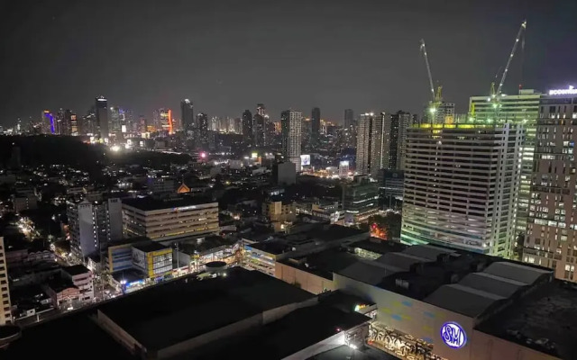 Manhattan Heights Araneta Cubao