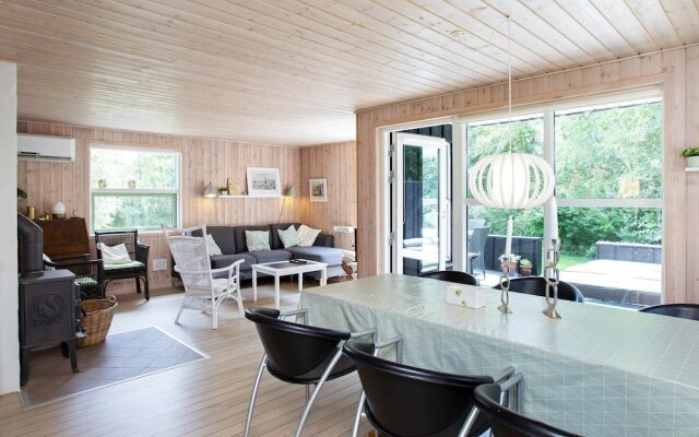 Luring Holiday Home in Ringkøbing With Terrace