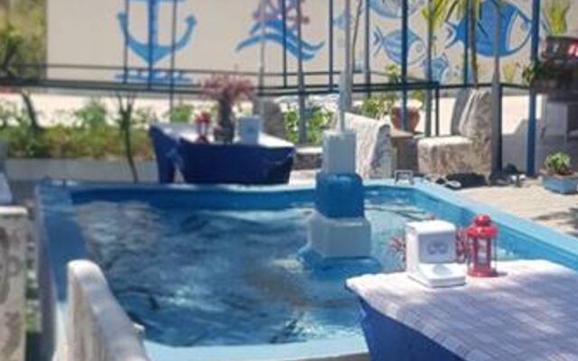 Blue Life Hotel - Restaurant