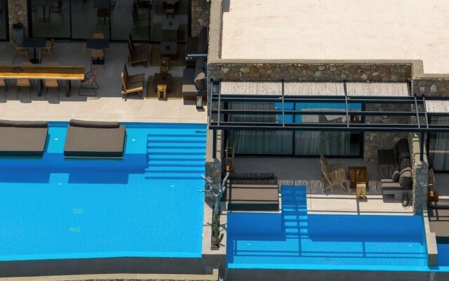 Le Grand Bleu Resort