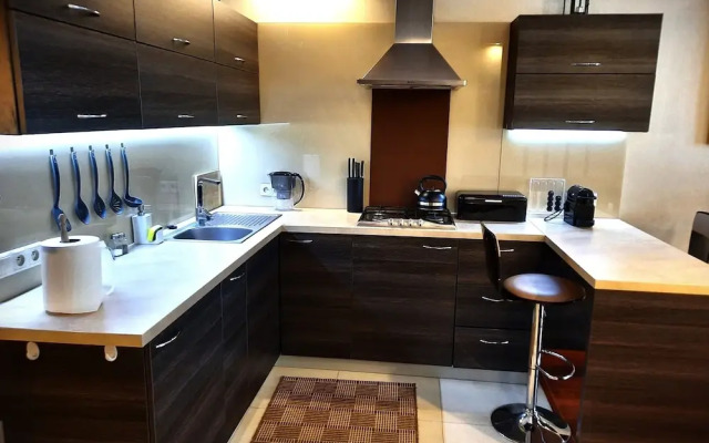 Luxury Senate Apartment