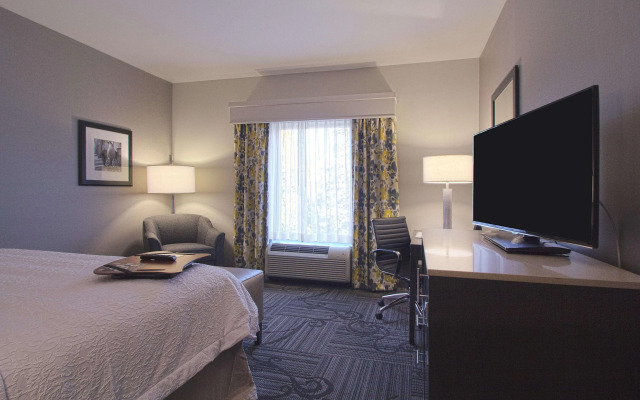 Hampton Inn & Suites Columbus/University Area