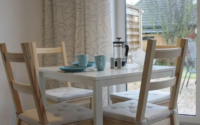 Spacious Holiday Home in Borgerende-Rethwisch with Garden