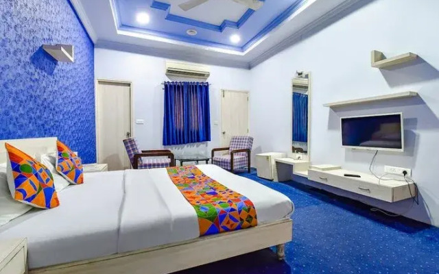 Fabexpress Riya Revati Resort