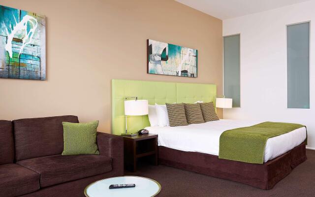 Mercure Melbourne Caroline Springs