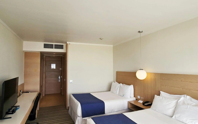 Wyndham Concepcion Pettra