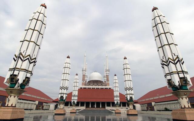 Amaris Simpang Lima