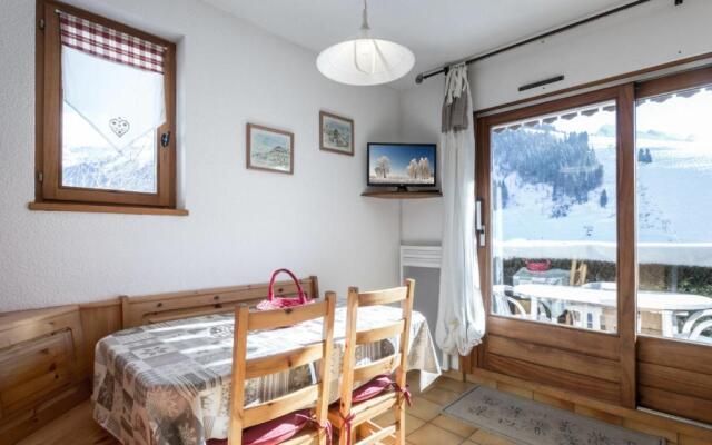 Appartement La Clusaz, 2 pièces, 5 personnes - FR-1-304-53