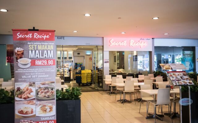 KL Sentral Bangsar Suites (EST) by Luxury Suites Asia