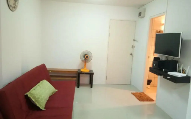 Grand Beach CondoB35 by malai