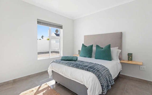 Lampiesbaai Beach House