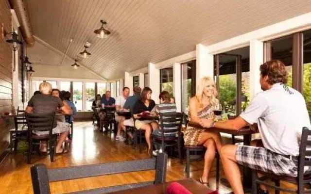 Campbell's Resort