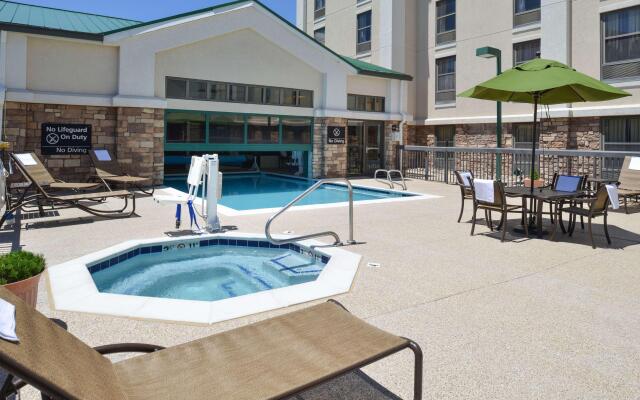 Hampton Inn & Suites Pueblo-Southgate