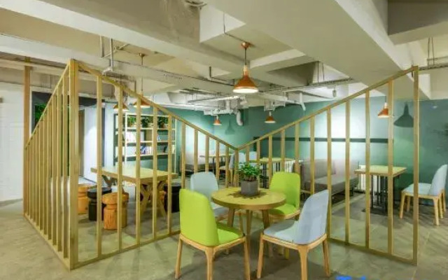 True Go Hotel  (Harbin Railway Station Wanda)