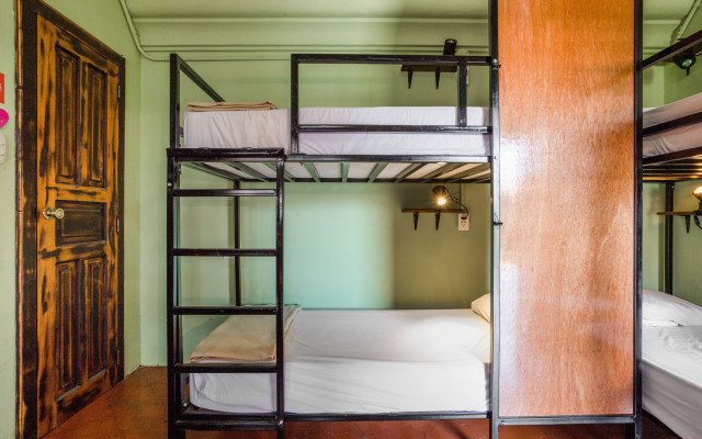 Selina Antigua - Hostel