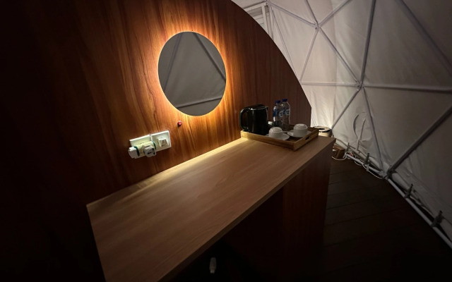 Glamping @ Pebbles & Fins by ZUZU