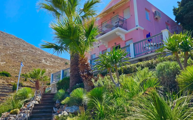 Niriides Hotel & Apartments