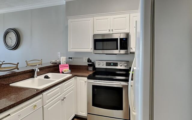 Island Royale Penthouse #405