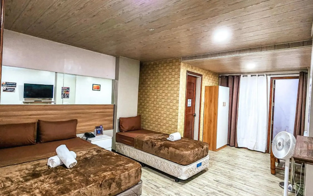 OYO 767 Hotel Urban - Khotel Kurban Hotel