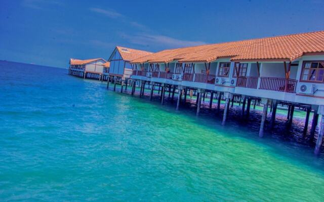 AlexaPD Private Water Chalets