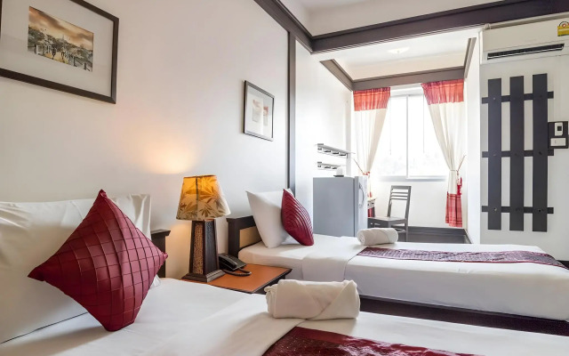 Sakulchai Place Hotel