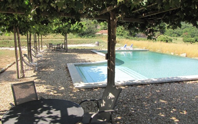 Bastide Casa Mira Au Domaine D' Esclatesang, 5 Ha, Apt, Parc du Luberon