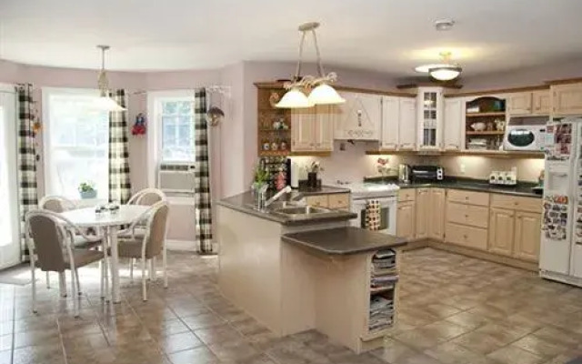 Snowflake Manor Bed and Breakfast