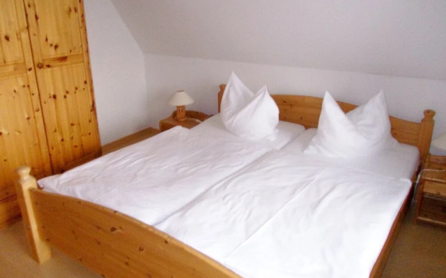 Traditional Holiday Home in Marlow With Garden