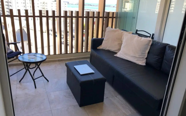 Westone Suite710-hosted by Sweetstay