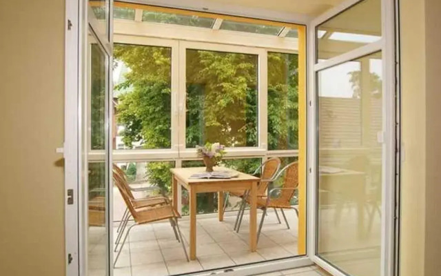 Ostseepark Waterfront_ Karavelle 38