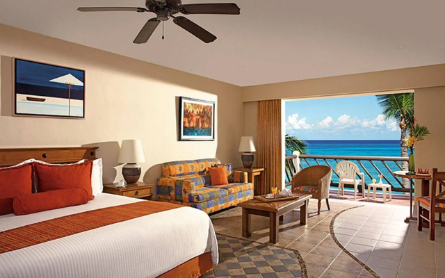Sunset Beach Resort Spa and Waterpark All-Inclusive