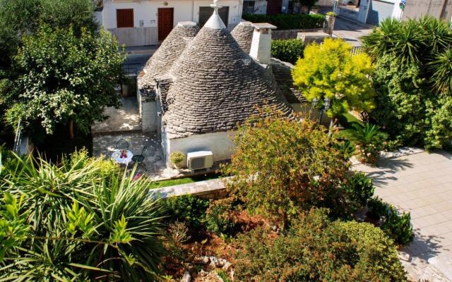 Trullo Giardino Fiorito